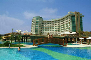 Hotel Sherwood Breezes Resort