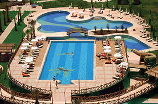 Hotel Sherwood Breezes Resort