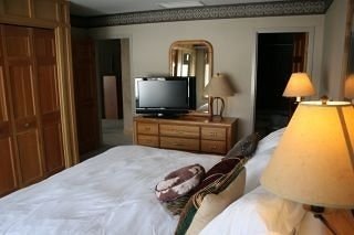 Hotel Shoshone Condominiums