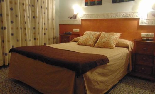 Hotel Sierra De Araceli