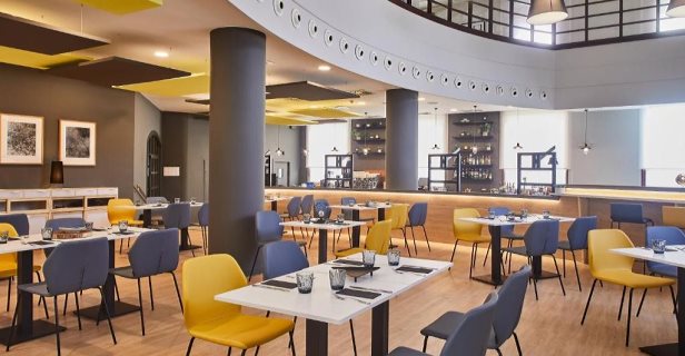 Hotel Silken Amara Plaza