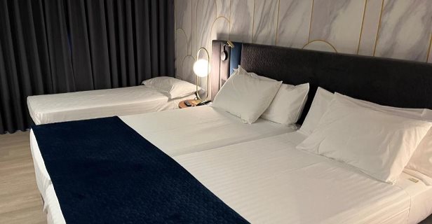 Hotel Silken Luis De Leon