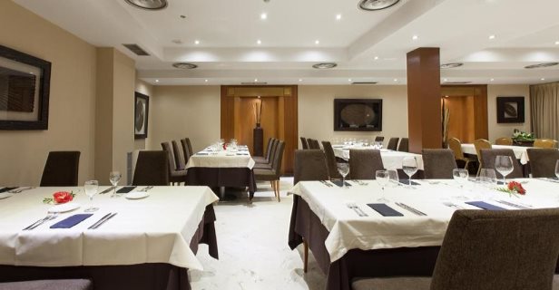 Hotel Silken Luis De Leon