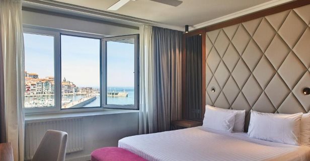 Hotel Silken Palacio Uribarren
