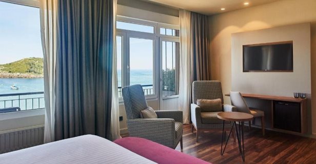 Hotel Silken Palacio Uribarren