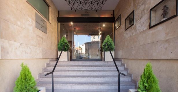 Hotel Silken Rona Dalba