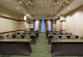 Hotel Silversmith & Suites