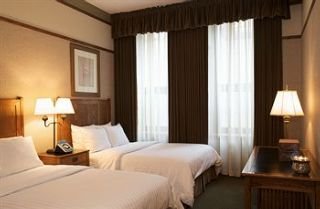 Hotel Silversmith & Suites