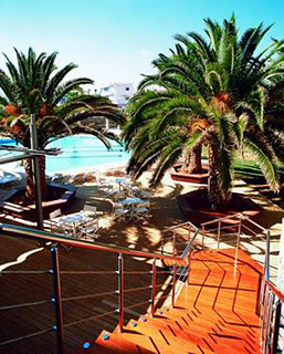 Hotel Sirens Beach