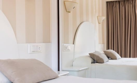 Hotel Sky Senses
