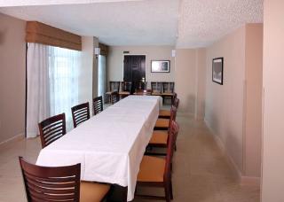 Hotel Sleep Inn Airport