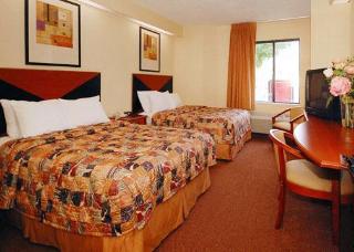 Hotel Sleep Inn North