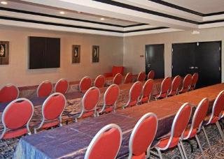 Hotel Sleep Inn & Suites
