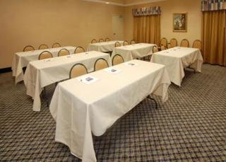 Hotel Sleep Inn & Suites