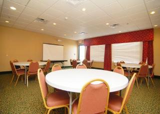 Hotel Sleep Inn & Suites