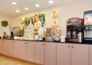 Hotel Sleep Inn & Suites