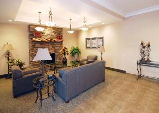 Hotel Sleep Inn & Suites