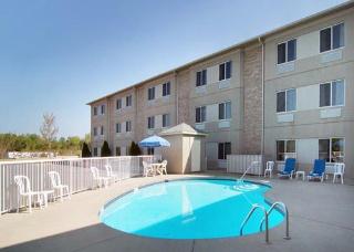 Hotel Sleep Inn & Suites