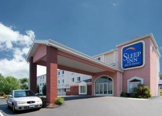 Hotel Sleep Inn & Suites