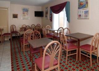 Hotel Sleep Inn & Suites