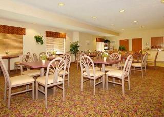 Hotel Sleep Inn & Suites
