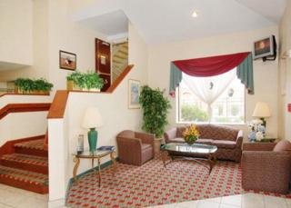 Hotel Sleep Inn & Suites