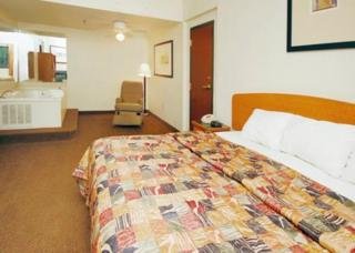 Hotel Sleep Inn & Suites