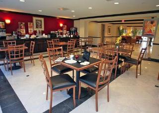 Hotel Sleep Inn & Suites