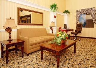 Hotel Sleep Inn & Suites