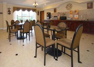 Hotel Sleep Inn & Suites