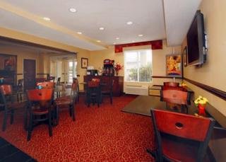 Hotel Sleep Inn & Suites