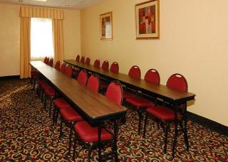 Hotel Sleep Inn & Suites