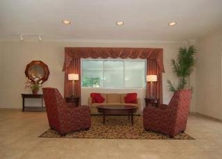 Hotel Sleep Inn & Suites