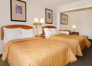 Hotel Sleep Inn & Suites