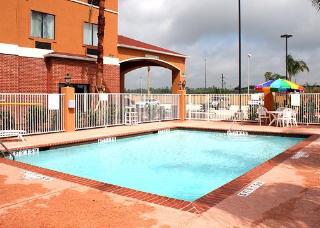 Hotel Sleep Inn & Suites