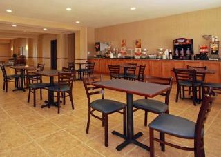 Hotel Sleep Inn & Suites