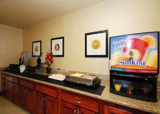 Hotel Sleep Inn & Suites