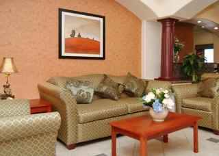 Hotel Sleep Inn & Suites