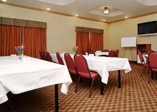 Hotel Sleep Inn & Suites