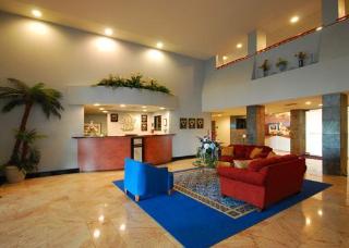Hotel Sleep Inn & Suites
