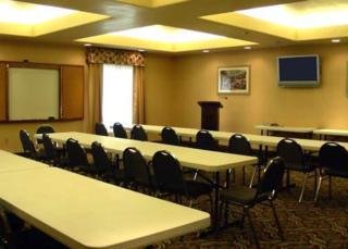 Hotel Sleep Inn & Suites
