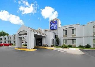 Hotel Sleep Inn & Suites Airport