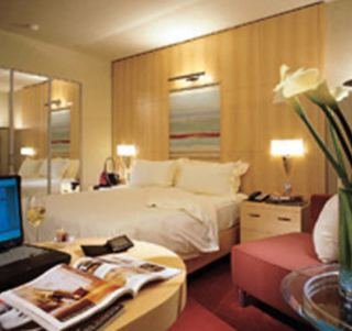 Hotel Sofitel Water Tower