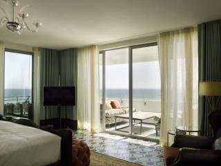 Hotel Soho Beach House