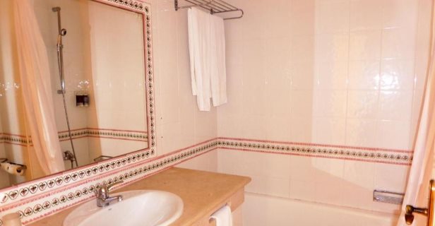 Hotel Sol E Serra