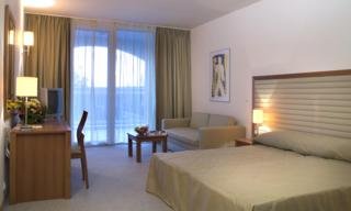 Hotel Sol Luna Bay Resort
