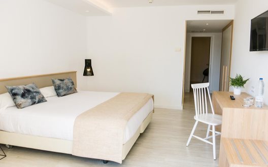 Hotel Som Llevant Suites