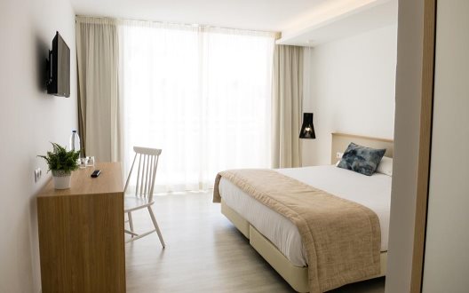 Hotel Som Llevant Suites