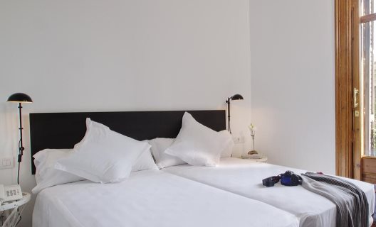 Hotel Som Nit Triomf