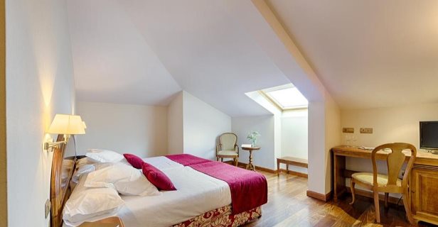 Hotel Spa Azz Peñafiel Las Claras